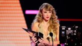 Taylor Swift Thanks Fans ‘For Caring’ About Re-Recorded Albums at 2022 AMAs