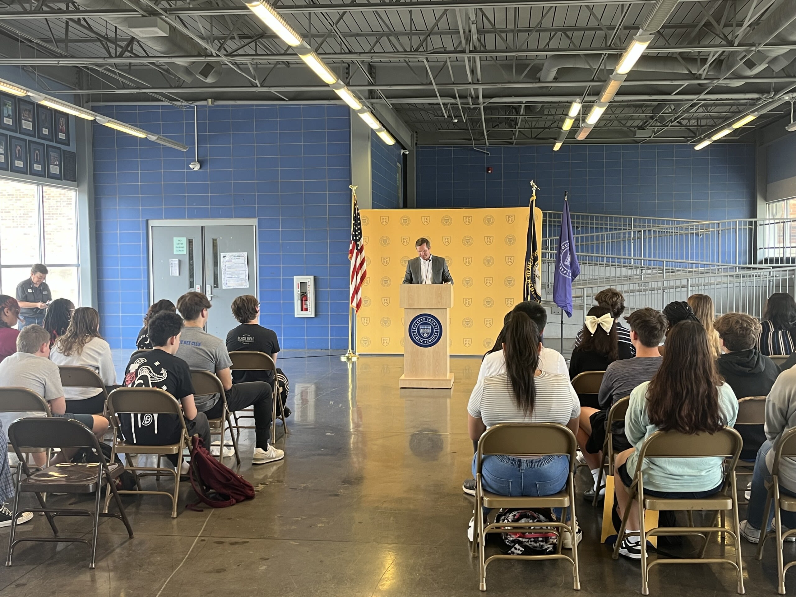 Gov. Beshear receives alumni award from former high school - ABC 36 News