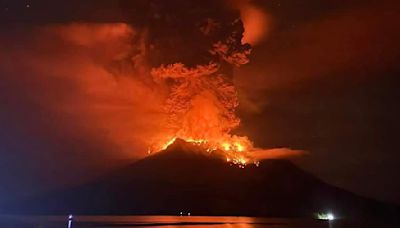 Höchste Alarmstufe: Vulkan in Indonesien erneut ausgebrochen