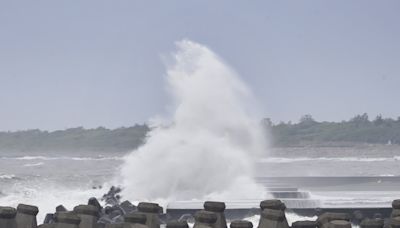 Taiwan shuts schools and offices ahead a direct hit from powerful typhoon