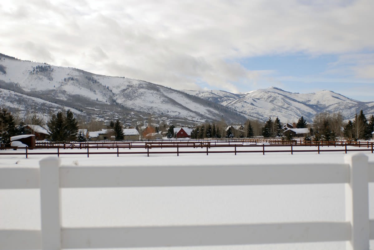 1 person rescued, 2 missing in Utah avalanche