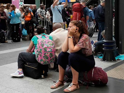 SNCF trains in France at a standstill after 'massive' arson attack: Chaos for 800,000 travellers