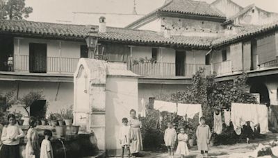 Origen e historia de las antiguas corralas de vecinos, la vivienda colectiva del siglo XVI en Sevilla