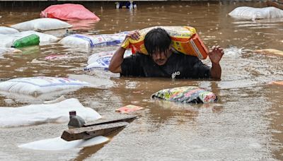 Nepal Floods: Residents Return To Mud-Caked Homes As Death Toll Reaches 170 - News18