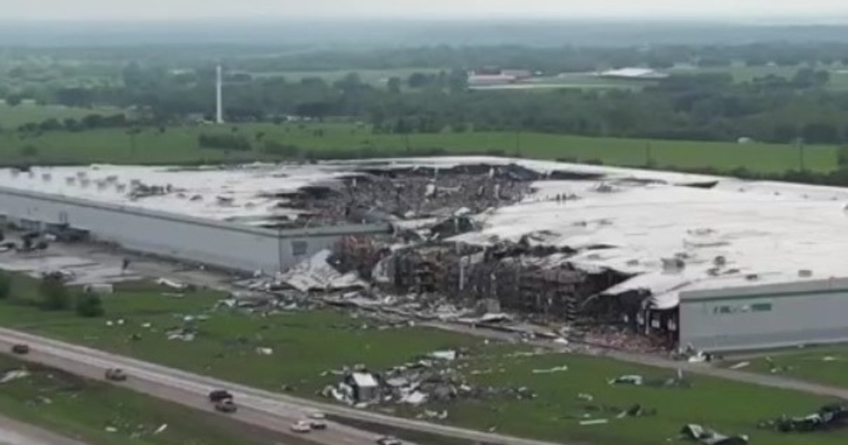 Tornado causes extensive damage in Marietta, Oklahoma