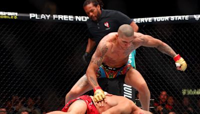 Alex Pereira knocks out Jiri Prochazka: UFC 303 results, highlights