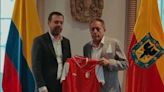 Carlos F. Galán y Eduardo Méndez acordaron que habrá hinchada visitante en la final