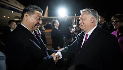 Xi Jinping arrives in Hungary to discuss war in Ukraine in particular