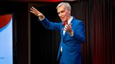 Slide rules, sundials and comedy: Bill Nye hails scientific solutions | Cornell Chronicle