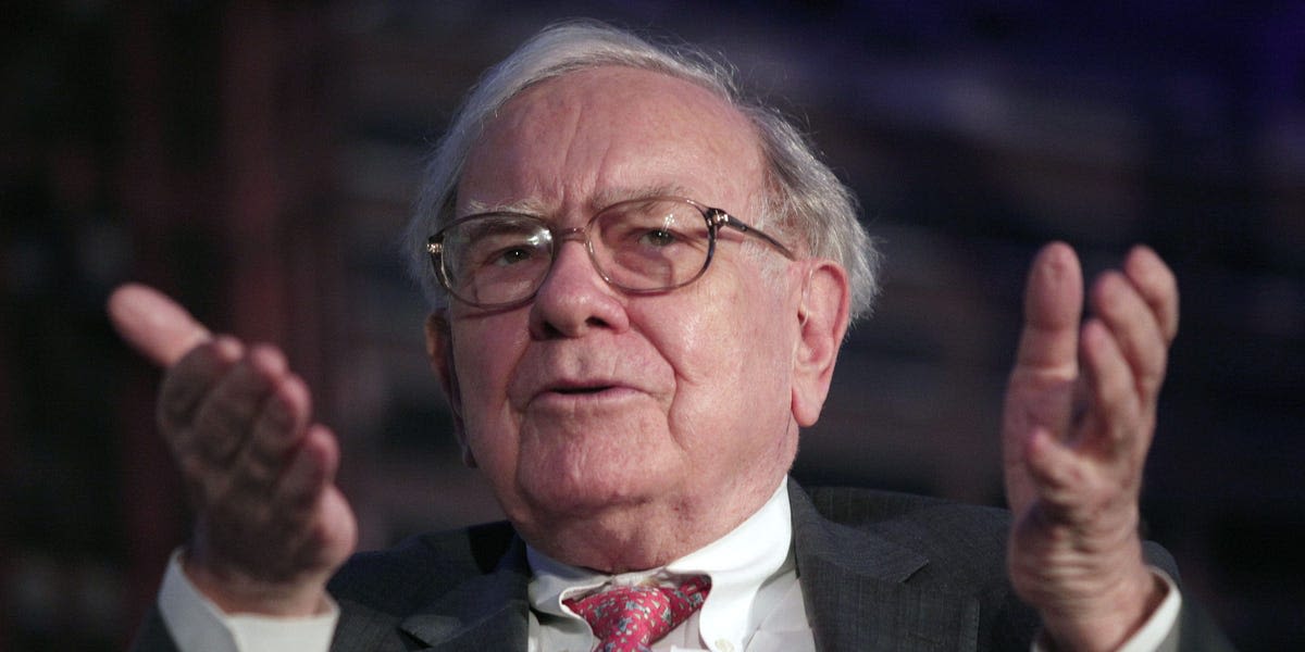 Warren Buffett had to work from his iPhone for days after lines went down at Berkshire Hathaway