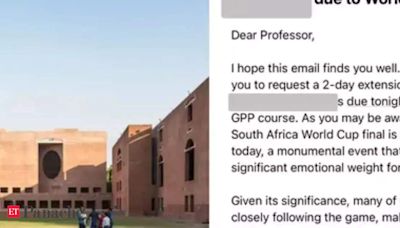IIM Ahmedabad students beg professor for 2-day extension to watch T20 WC match, email goes viral