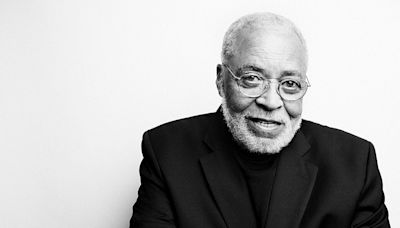 James Earl Jones, Titan of the Screen and Stage, Dies at Age 93