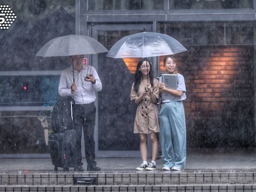 雷雨天氣複製貼上！半個台灣「狂轟3天」 週末再飆極端高溫│TVBS新聞網