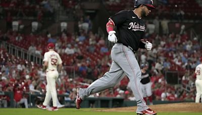 Nationals roar ahead with 7-run inning, hand Cardinals 3rd straight loss 14-3