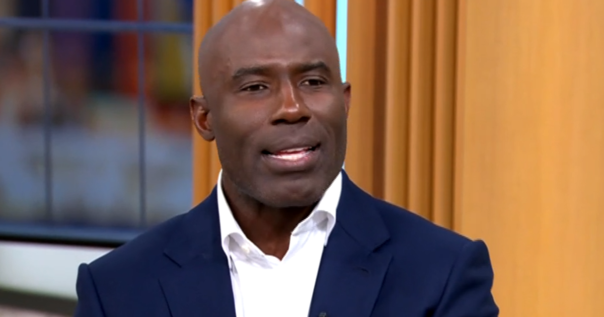 Pro Football Hall of Famer Terrell Davis on being handcuffed and removed from a United flight: "I felt powerless"