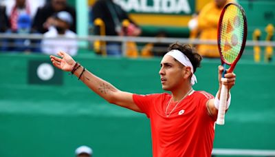 Con el técnico que perdió la paciencia con Garin: Alejandro Tabilo debuta en Wimbledon buscando espantar sus fantasmas en los Grand Slams - La Tercera