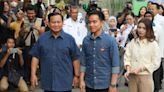 Indonesian President Hopeful Tied to Jokowi’s Son Falls in Polls