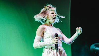 AURORA wants to work with more metal bands