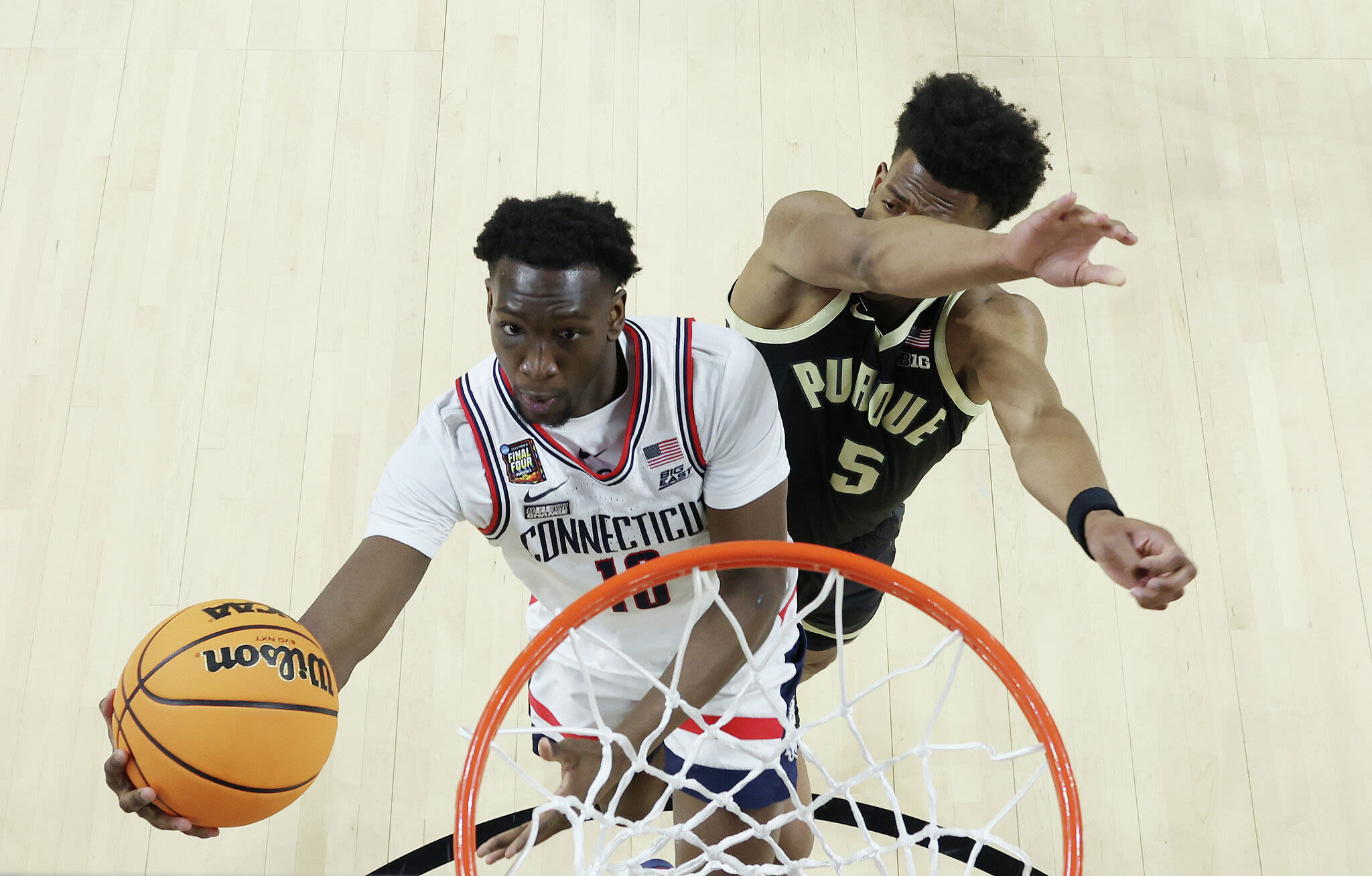 Hassan Diarra returning to UConn men's basketball team for senior season: 'Let's go for a three-peat'