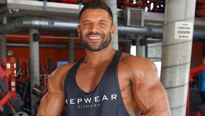 Neil Currey: Parents blame steroids for bodybuilder son's death