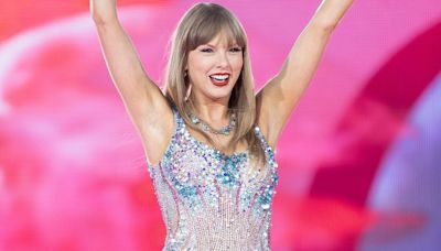 Taylor Swift Raises the Roof in Poland, Plus Adele, John Legend, Keegan-Michael Key and More