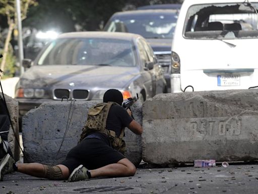 Hezbollah fires 200 rockets Thursday at northern Israel, one IDF soldier dead