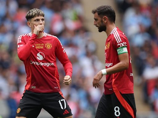 Bruno Fernandes sends Alejandro Garnacho Man United message after eight-year wait