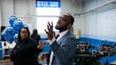 Former NFL player opens Englewood small business incubator to encourage South and West Side youths