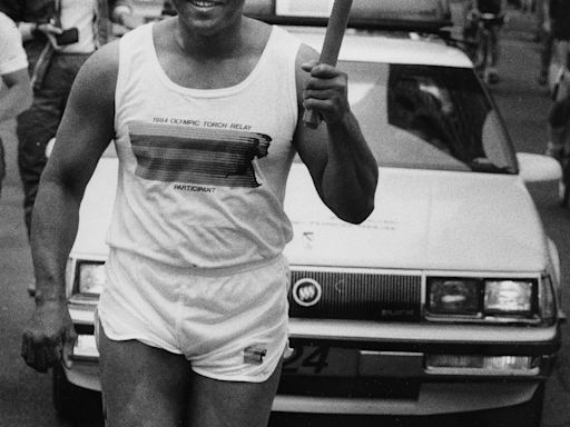 Just Askin' | Did Muhammad Ali really throw an Olympic gold medal into the Ohio River?