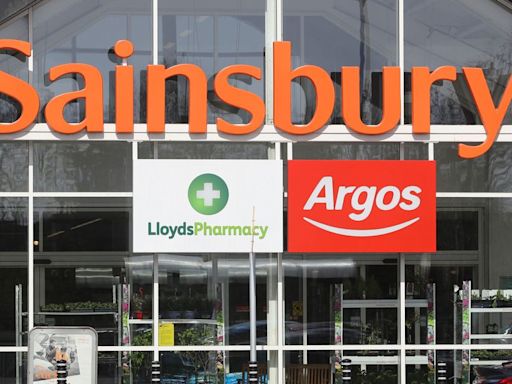 Sainsbury's shoppers told 'do not eat' food items over allergy risk