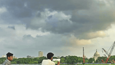 Monsoon May Arrive In Kolkata Between Today And Saturday | Kolkata News - Times of India