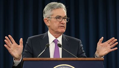 US economy no longer overheated, Fed's Jerome Powell tells Congress