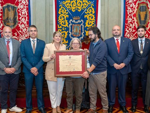 Juan Andreu Poveda recibe la Medalla de Oro de Cartagena a título póstumo