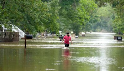 More storms move through Houston area, where hundreds have been rescued from floodwaters