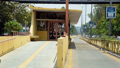 Over 1,000 workers doing odd jobs after suspension of Bus Rapid Transit System in Amritsar