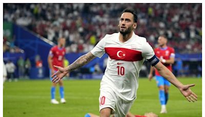 Turkey Edges Into Euro 2024 Round of 16 With Tense 2-1 Win Over Czechia