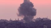 Israel reivindica ataque mortal contra escuela de la ONU en Gaza; al menos 27 muertos