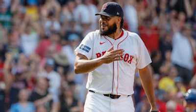 Kenley Jansen not accompanying Red Sox to Colorado due to a heart condition