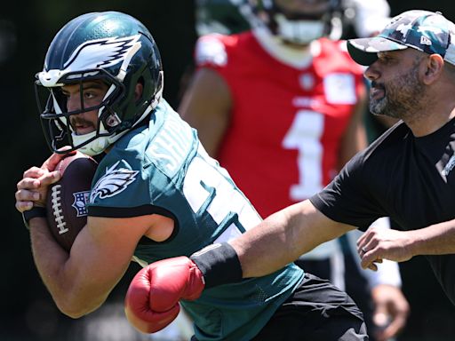 Eagles training camp observations: Will Shipley flashes his hands