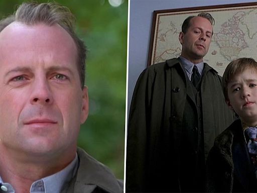 Bruce Willis compared working on The Sixth Sense to Pulp Fiction, telling M. Night Shyamalan "you've got it, kid"