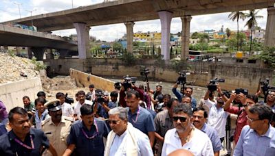 Sidda inspects storm water drains ahead of monsoon