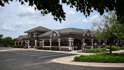 National retailer to occupy former Stillwater Grill in Okemos, 2 other storefronts at Meridian Crossings