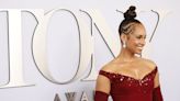 Tony Awards 2024: veja os looks dos famosos premiação de teatro dos Estados Unidos