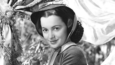 Olivia de Havilland, la estrella del Hollywood dorado que plantó cara (y derrotó) al todopoderoso sistema de estudios