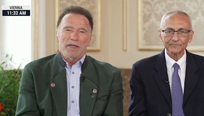 Arnold Schwarzenegger: Environmental issues shouldn't be political