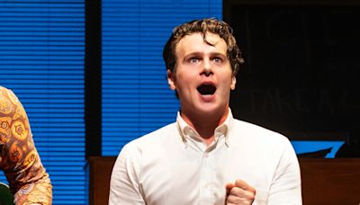 MERRILY WE ROLL ALONG's Jonathan Groff Wins 2024 Tony Award for Best Performance by an Actor in a Leading Role in a Musical