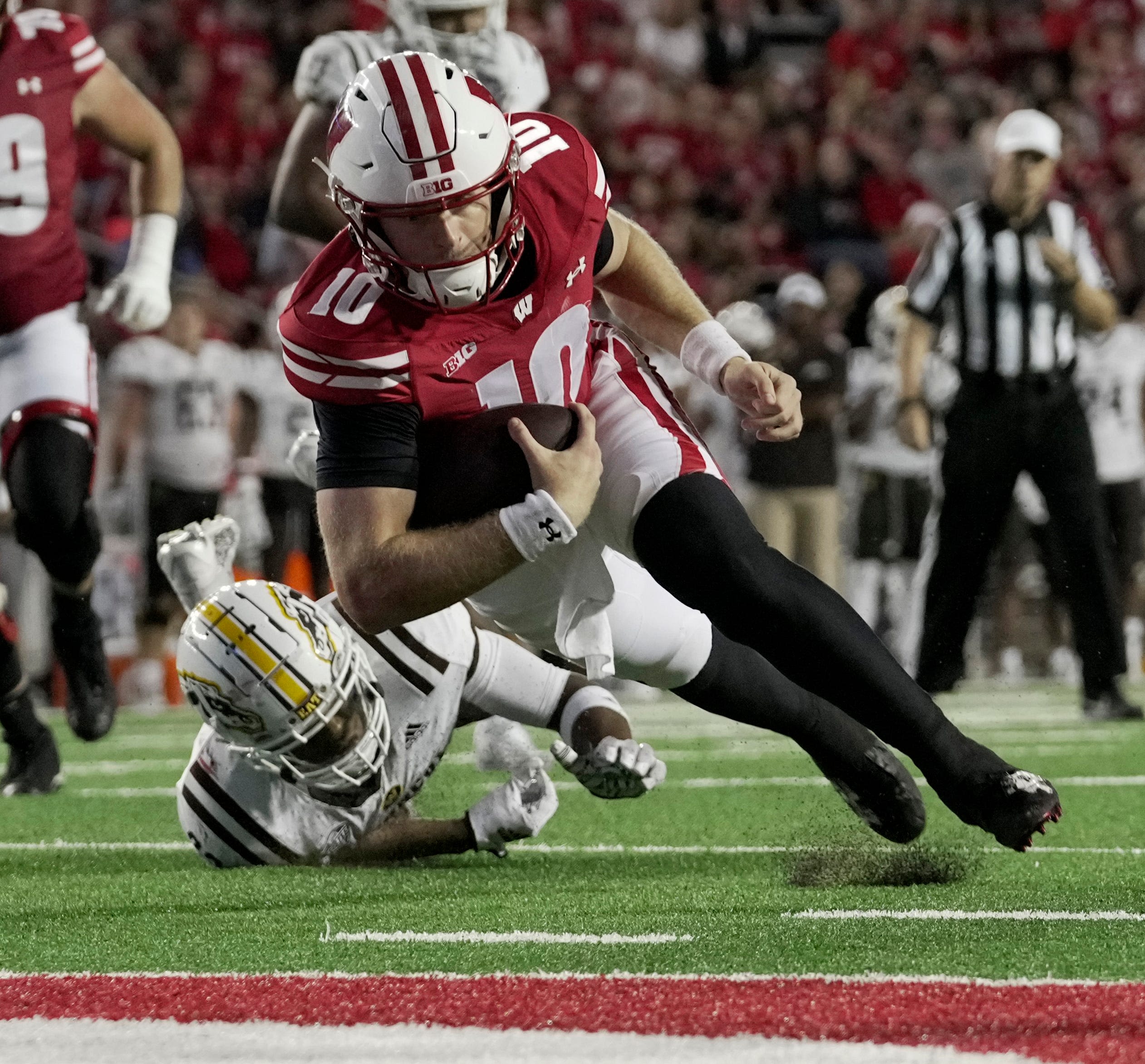 Four ways the Wisconsin football team can change its fortunes in the red zone