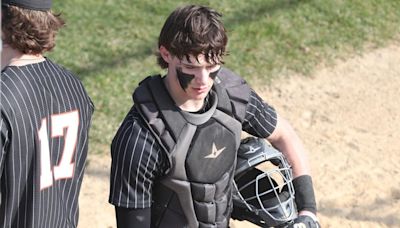 High school boys sports roundup: La Crosse Aquinas baseball team pulls away from West Salem