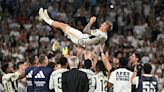 El Santiago Bernabéu, rendido a los pies de Toni Kroos
