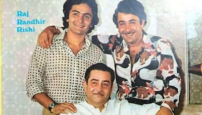 When Raj Kapoor SLAPPED Rishi Kapoor For Smoking a Cigarette: 'At a Very Young Age...' - News18